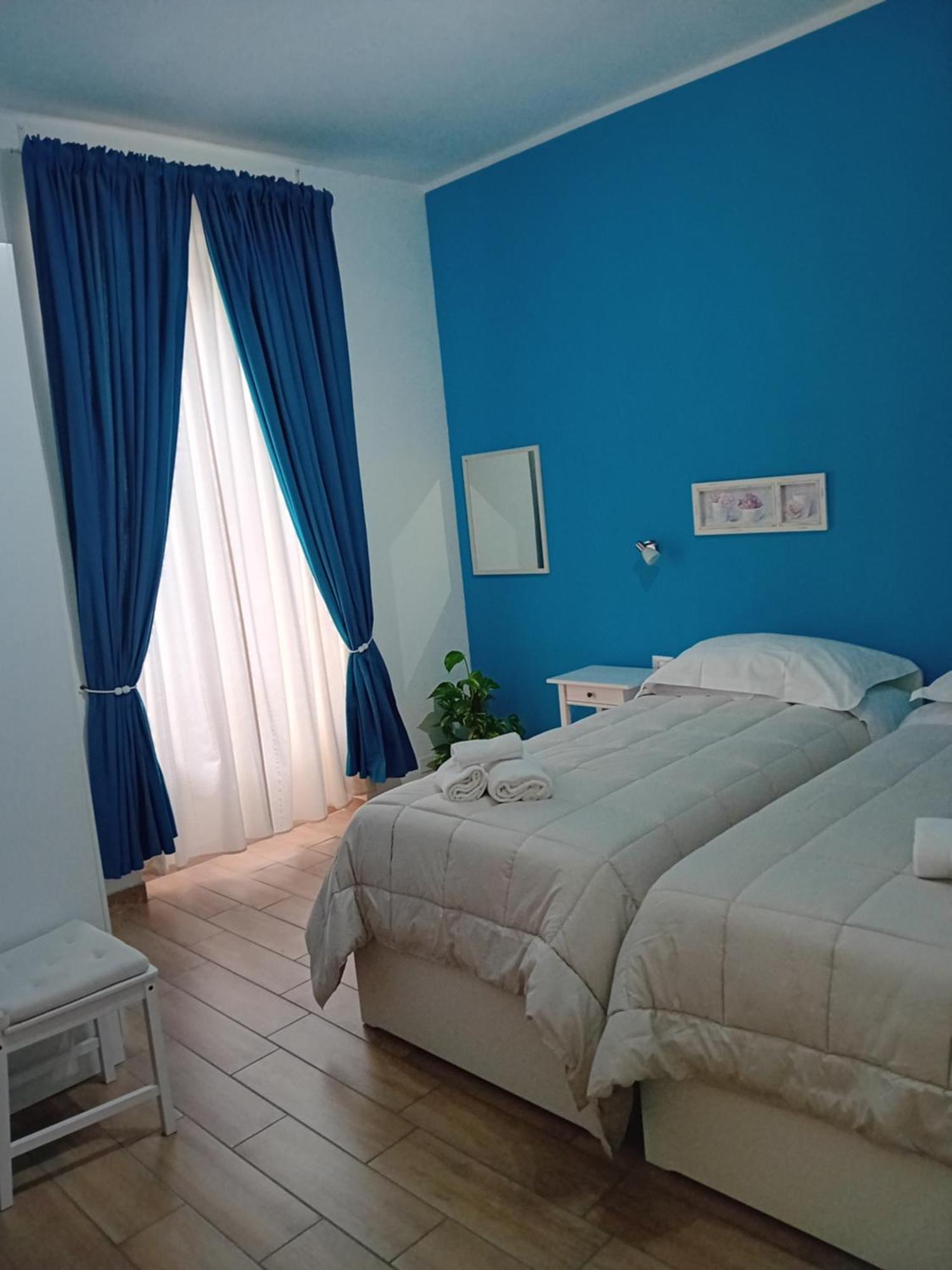 Hotel La Terrazza Delle Fate à Naples Extérieur photo