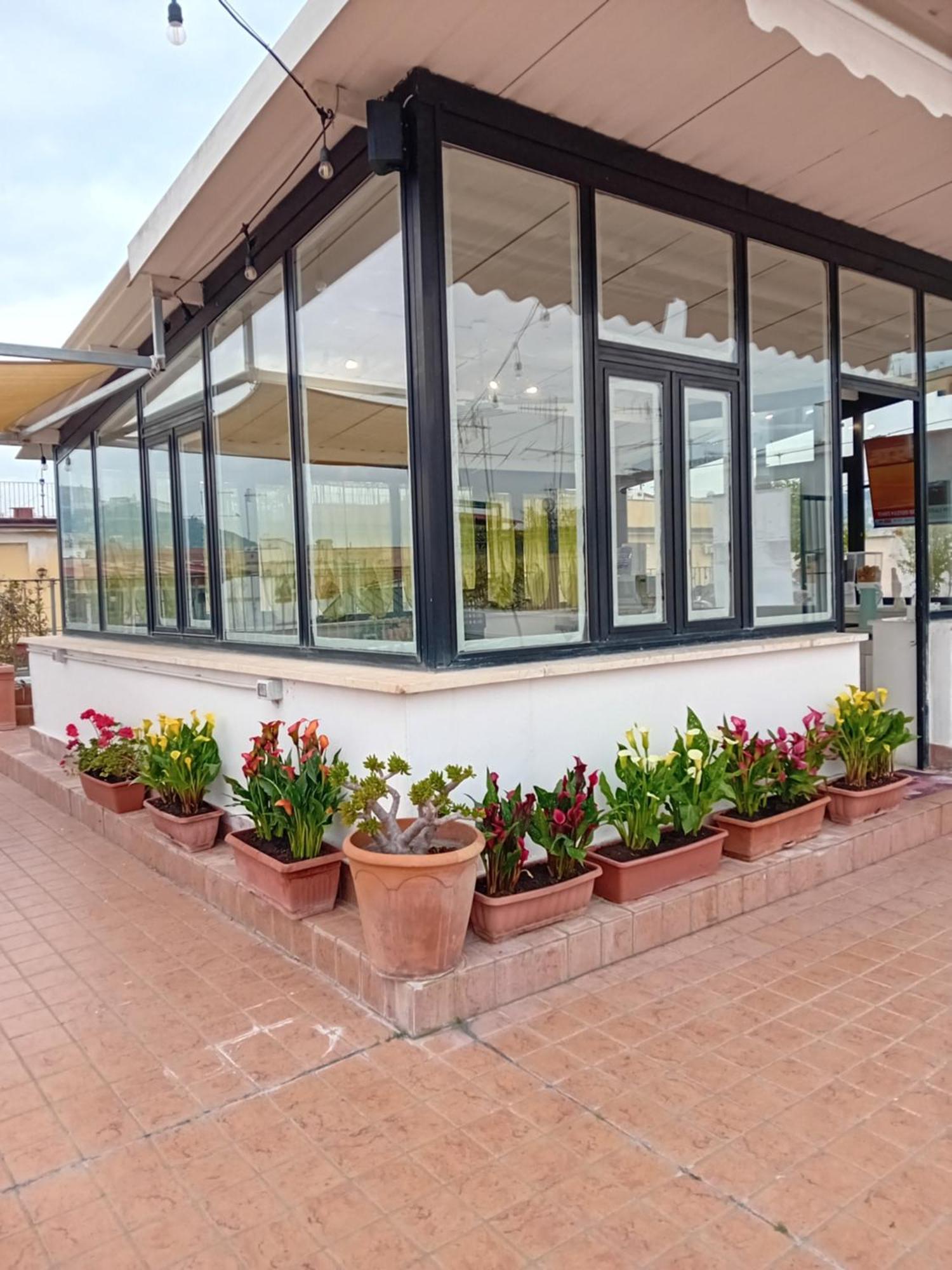 Hotel La Terrazza Delle Fate à Naples Extérieur photo